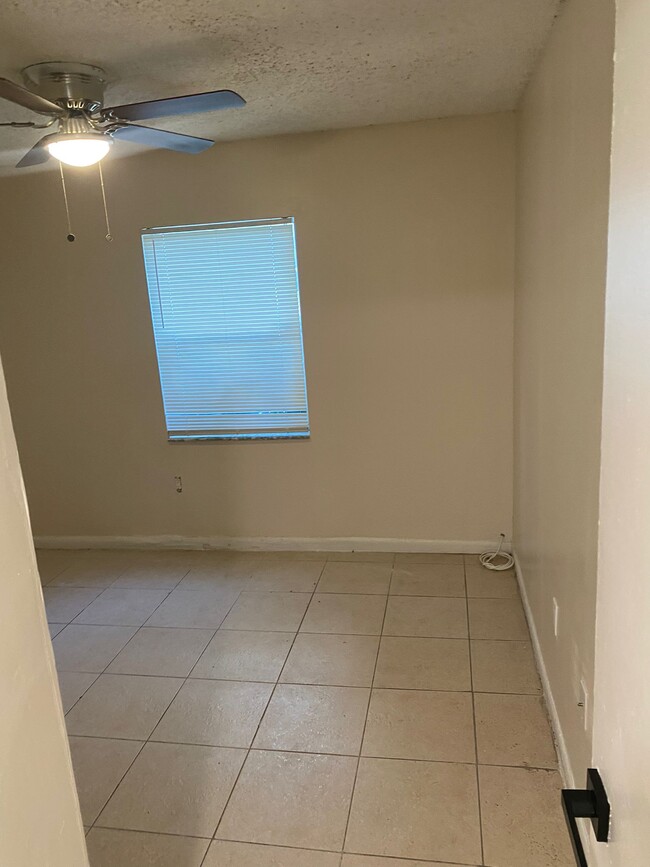 Building Photo - 2571 NW 56th Ave