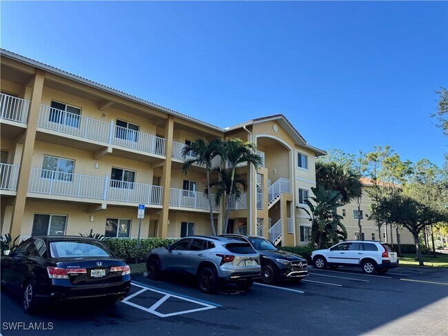 Building Photo - 10020 Maddox Ln