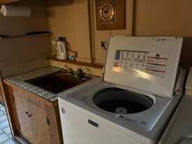 Building Photo - 36 Prescott St