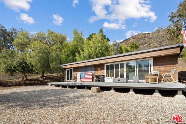 Building Photo - 25615 Mulholland Hwy