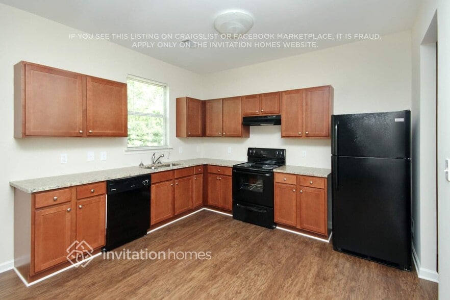 Building Photo - 788 Rockingham Dr