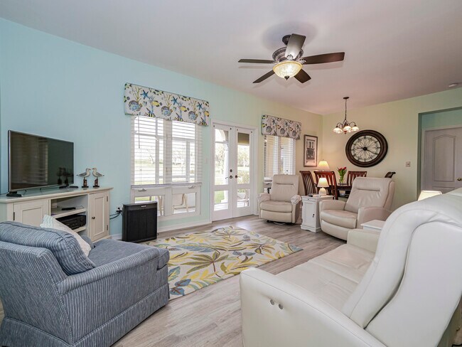 Building Photo - 5075 Harmony Cir