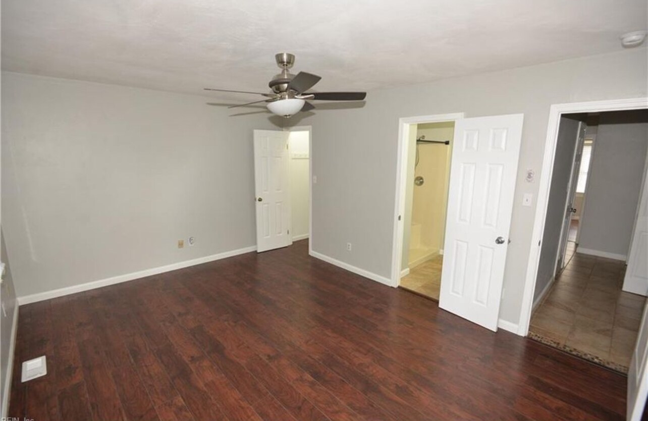 Building Photo - 4502 Marlwood Way