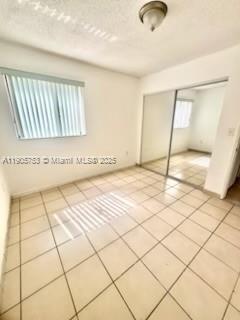 Building Photo - 2740 W 63rd St