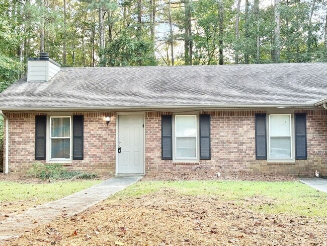 Building Photo - Welcome to this charming 2-bedroom, 1-bath...