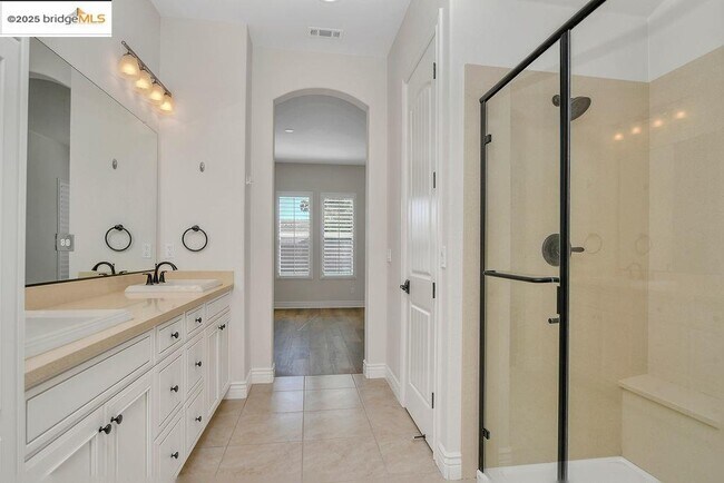 Building Photo - 1928 Barbaresco Ln