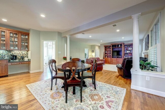 Building Photo - 1854 Valley Wood Rd