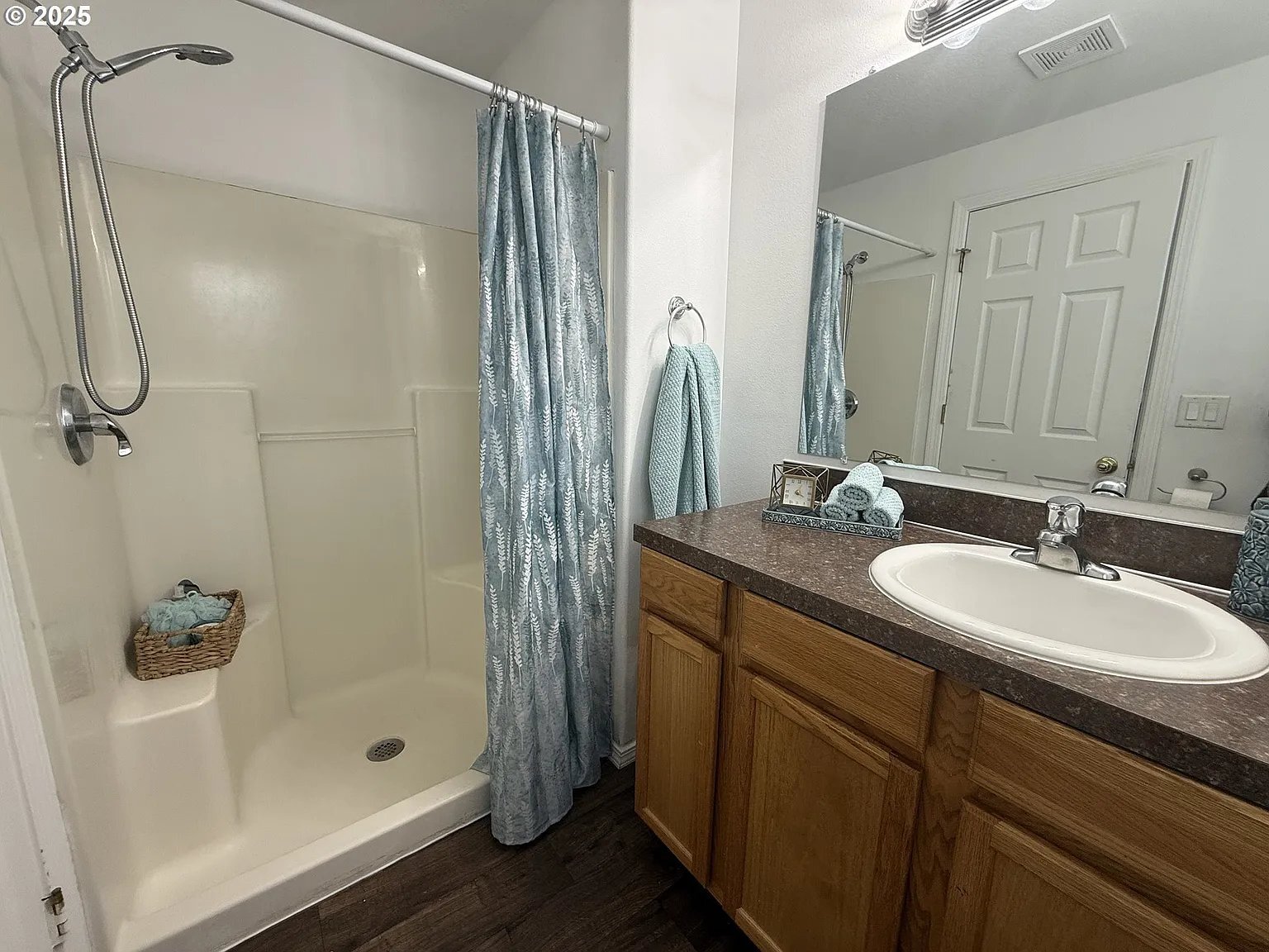 Building Photo - 3062 Tierra Dr NE