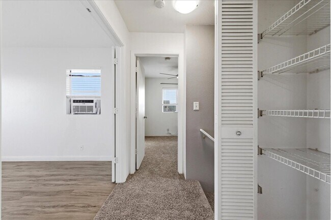 Building Photo - 91-110 Kaakina Place