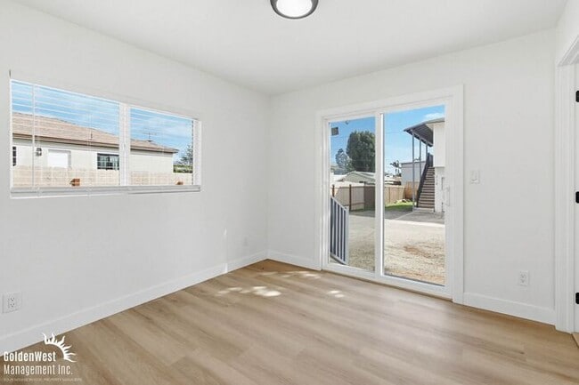 Building Photo - Newly Renovated 2Bdm 2Ba Stand Alone Unit with Private Yard in Chula Vista!