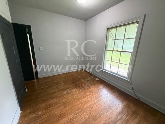 Building Photo - 1222 Perrysville-