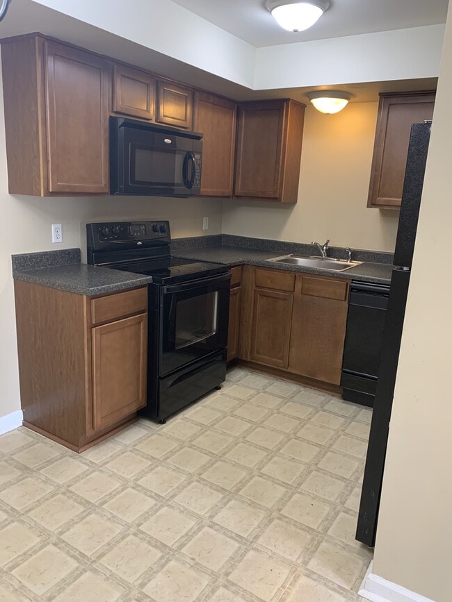 Building Photo - 14524 Cazado Dr