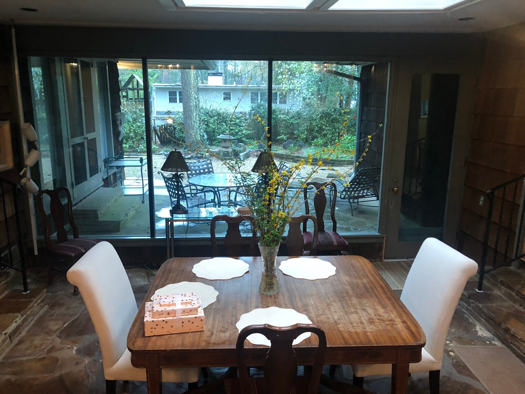 Building Photo - 796 Wesley Dr NW