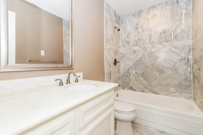 Building Photo - 22507 Red River Dr