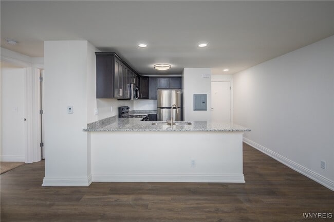 Building Photo - 1337 Millersport Hwy