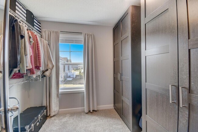 Building Photo - 1203 Lower 143rd St E