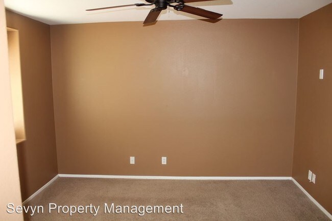Building Photo - 3 br, 3.5 bath House - 6264 Camposa Ln.