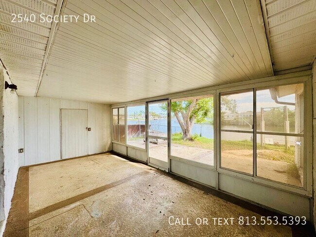 Building Photo - 2540 Society Dr