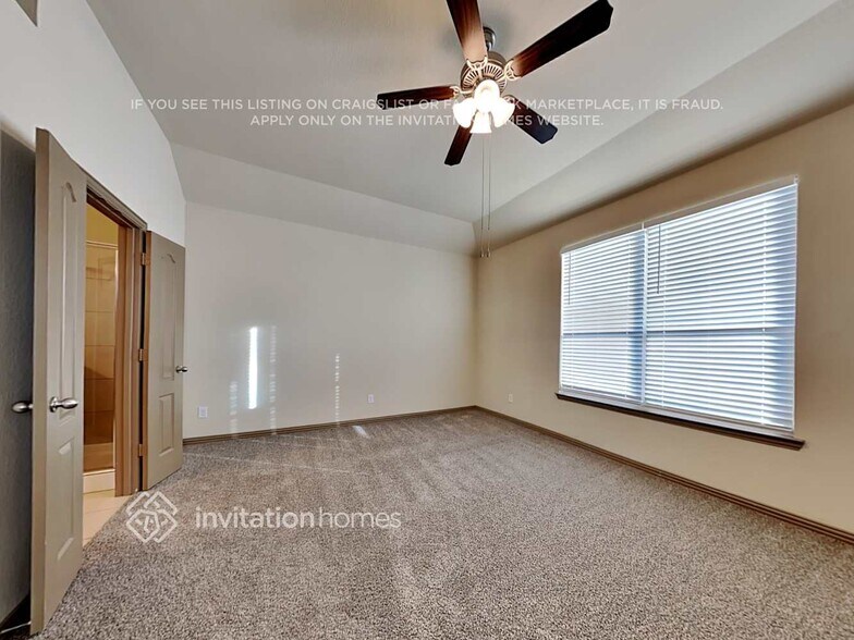 Building Photo - 1541 Salado Tr