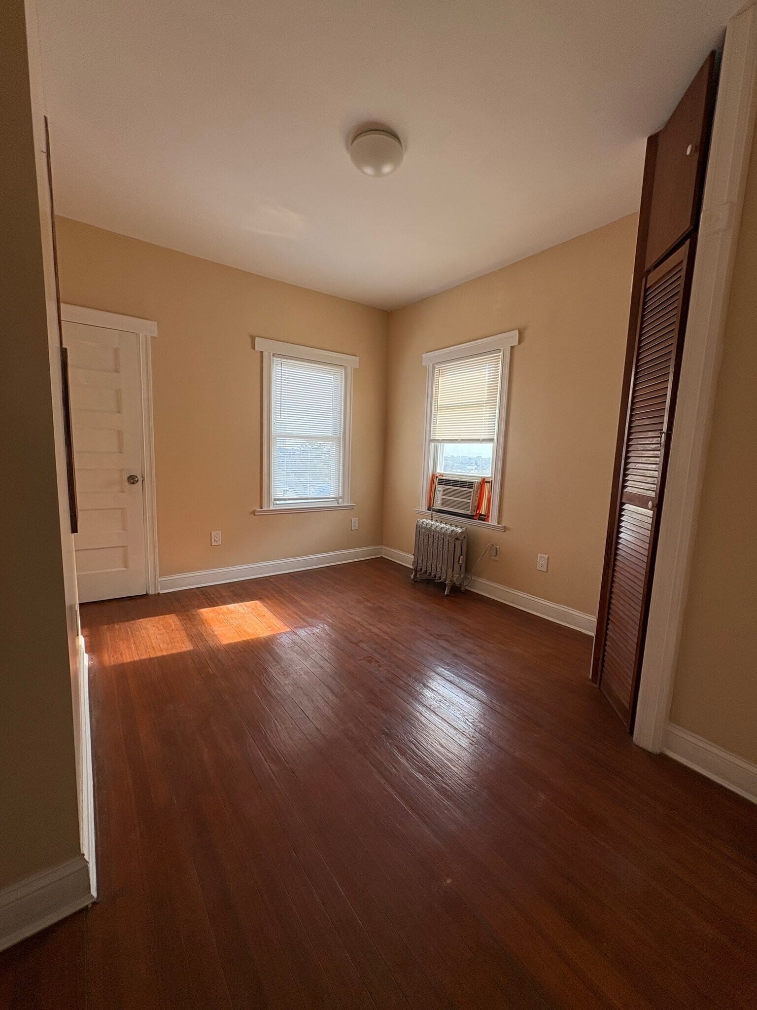 Building Photo - 150-20 86th Ave