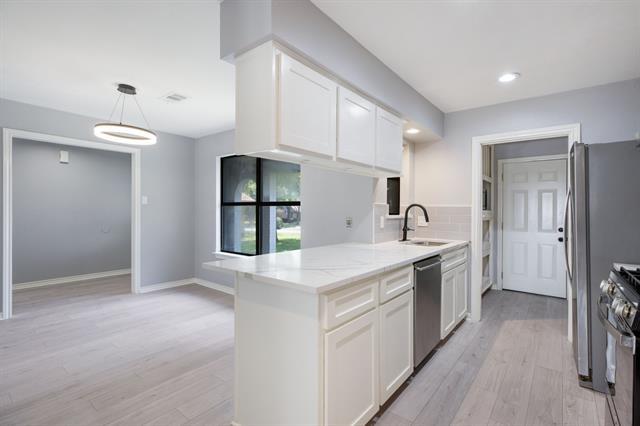 Building Photo - 3808 Yellowstone Pl