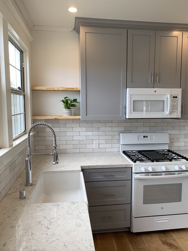 Remodeled Kitchen - 1417 Ellsmere Ave