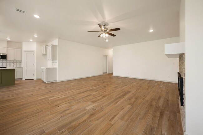 Building Photo - 4909 Misty Wood Ln