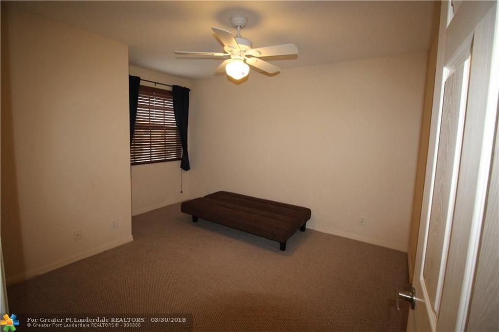 Building Photo - 11126 Harbour Springs Cir