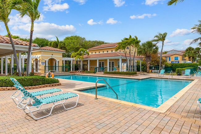 Building Photo - 1060 Lake Shore Dr