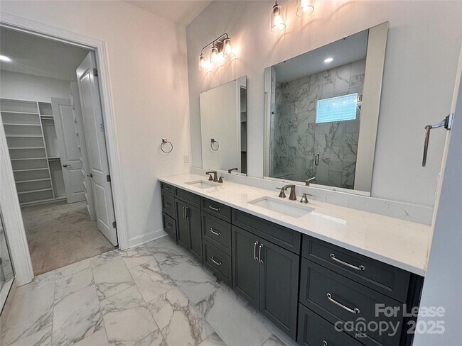 Building Photo - 4556 Stellata Loop