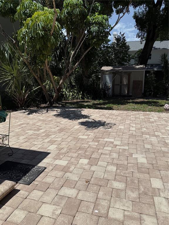 Building Photo - 3003 W Palmira Ave