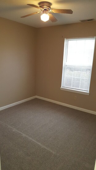 Building Photo - 3333 Trafalgar Ct