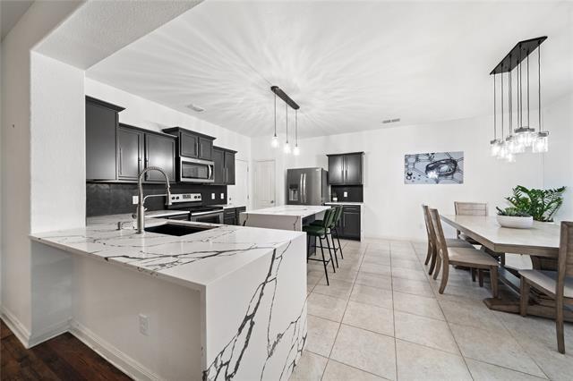 Building Photo - 125 Curt St