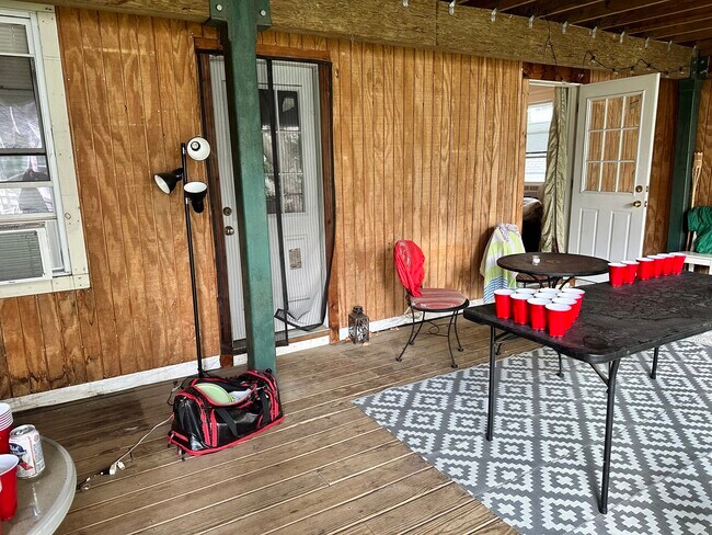 Building Photo - 223 Summer St