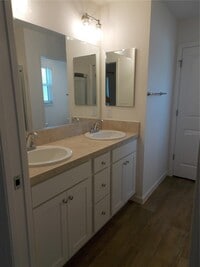 Building Photo - 4287 Fredda Ter