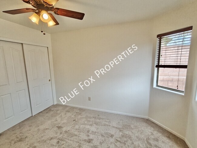 Building Photo - 10923 S Lake Gambusi Dr