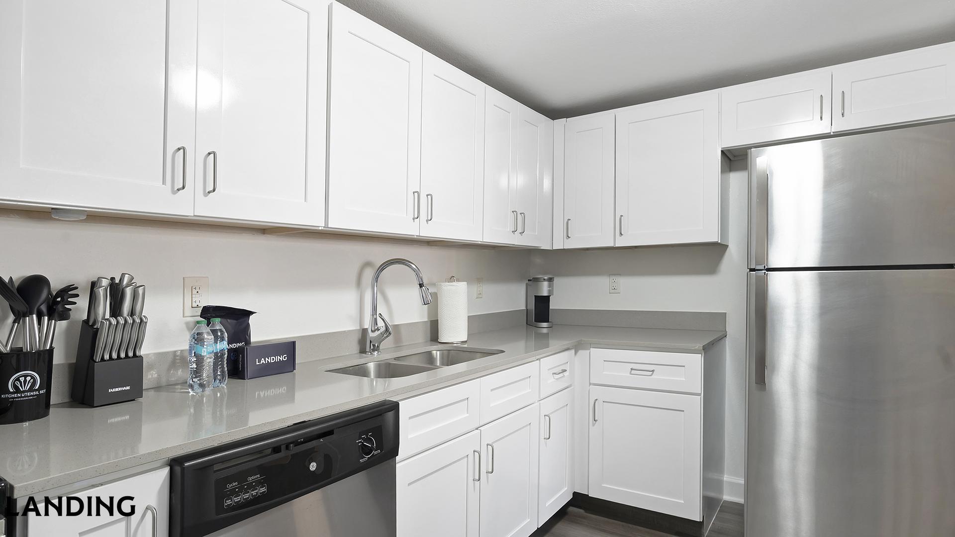 Building Photo - 2851 Maingate Village Cir