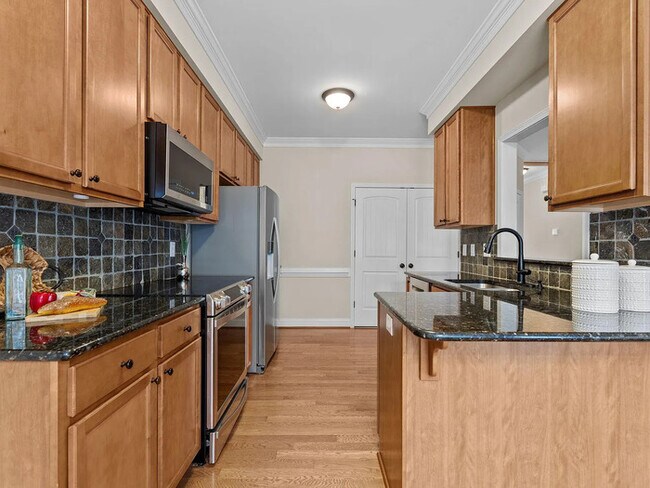 Building Photo - Earn Wealth While Leasing - Like a Homeown...