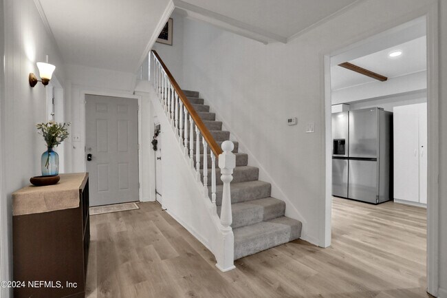 Building Photo - 29 Nelmar Ave