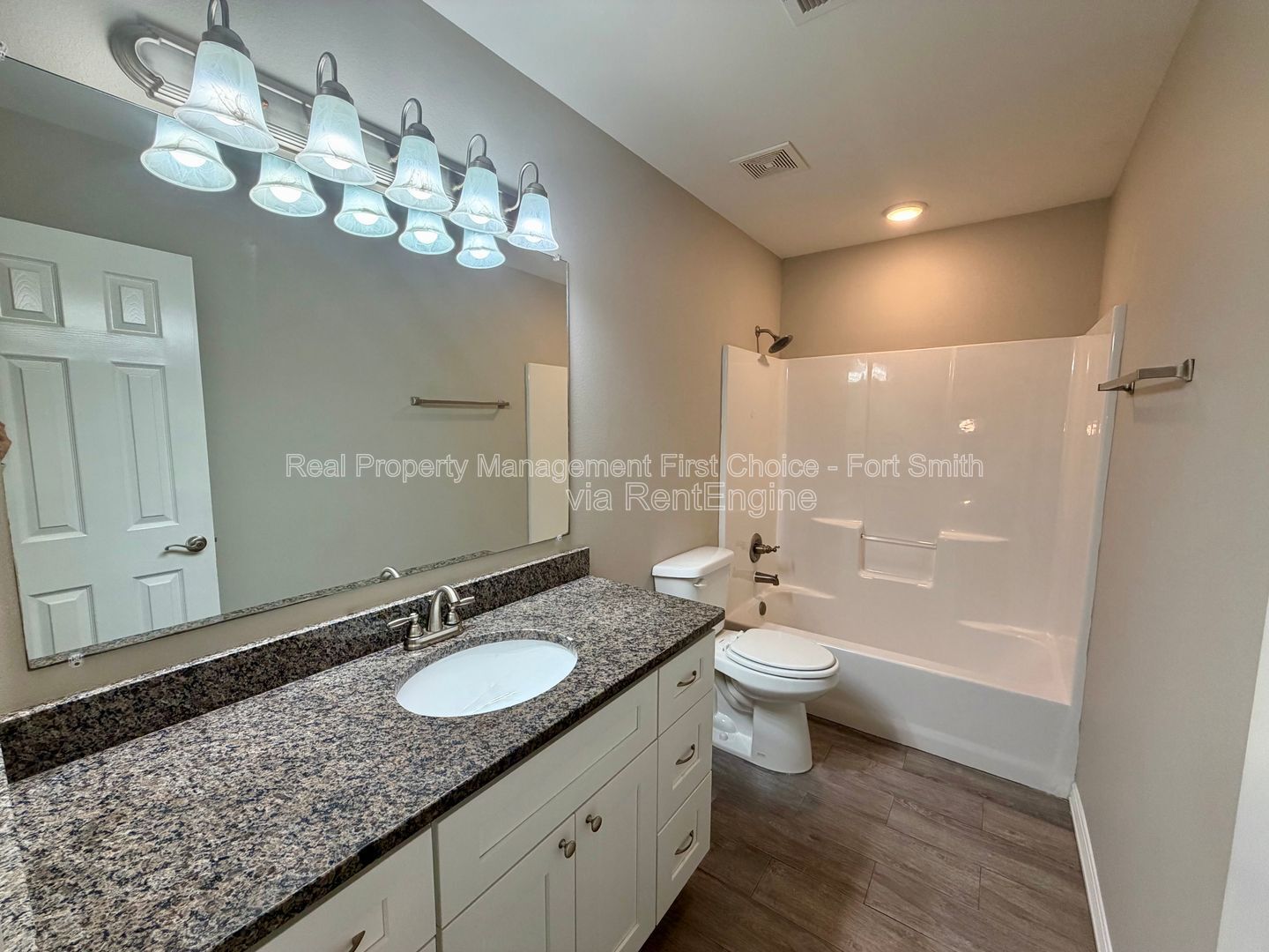 Building Photo - 9919 Landry Dr