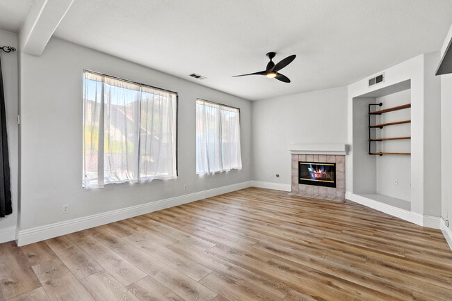 Building Photo - 40612 Chantemar Way