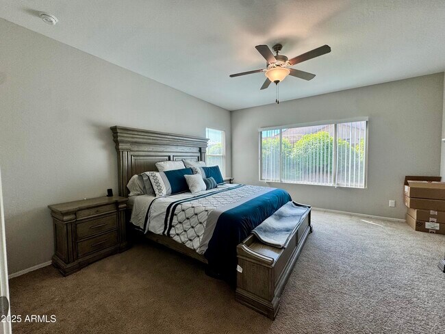 Building Photo - 25925 W Tonto Ln