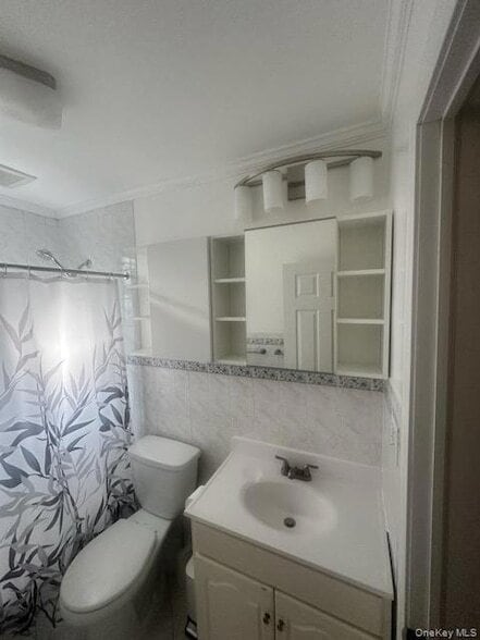 Building Photo - 20-26 Menahan St