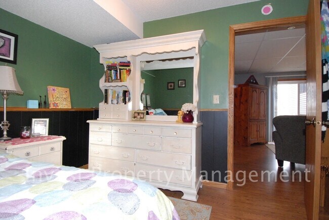 Building Photo - 21704 Rouillard Blvd