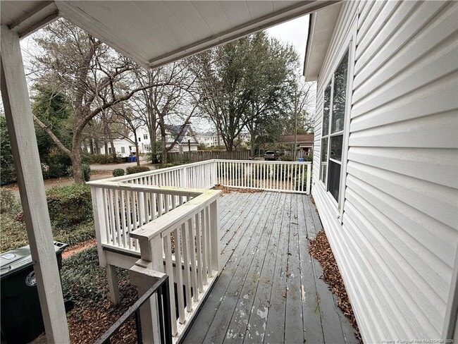 Building Photo - 300 Highland Ave