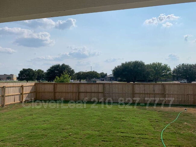 Building Photo - 708 Stonemanor Bay