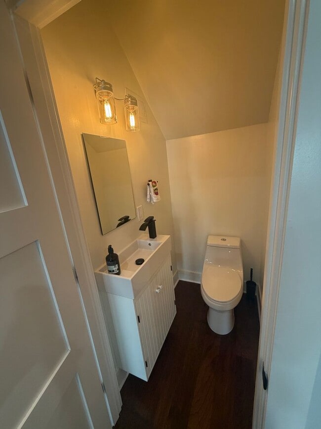 Building Photo - Lawrenceville 3 Bed, 2.5 Bath House with Parking for Lease July 1!