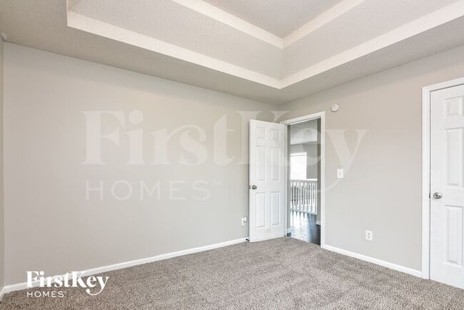 Building Photo - 1237 Tree Leaf Ln