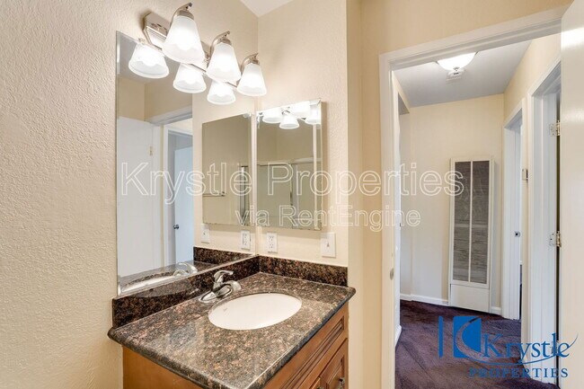 Building Photo - 144 Kathy Ellen Dr