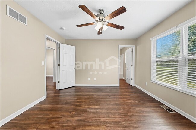 Building Photo - 2223 Fedders Ct